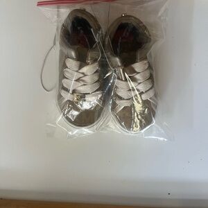 Kids Metallic Rose Gold Lace-Up Sneakers